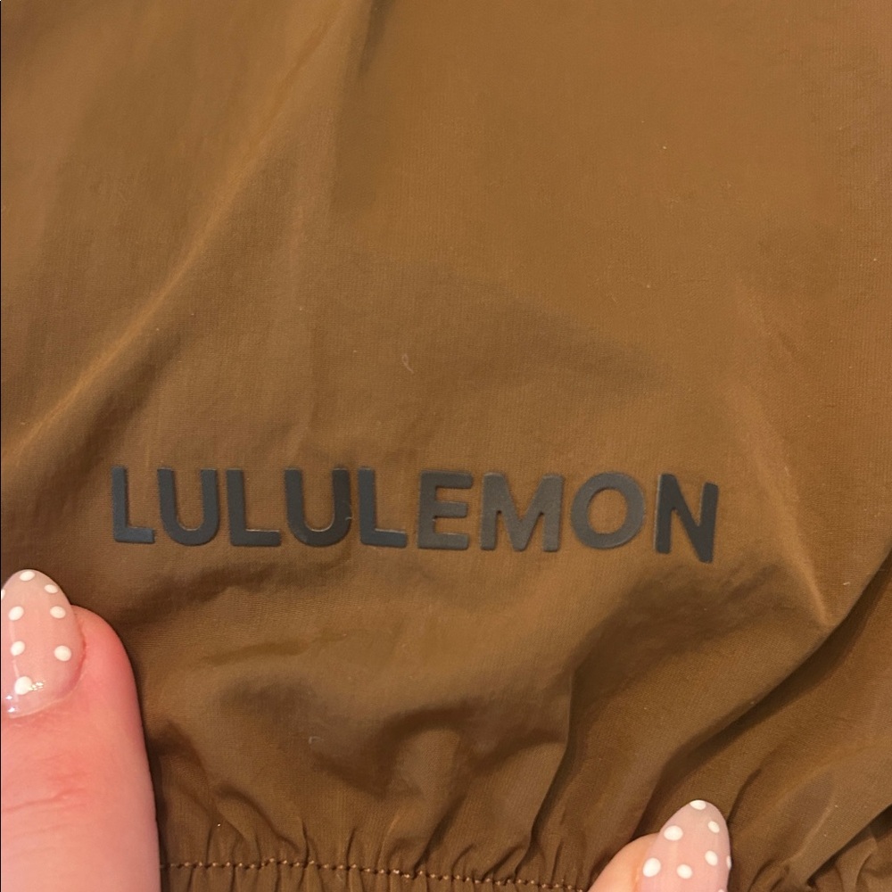 lululemon athletica Brown and Black Jacket - Picture 10 of 10